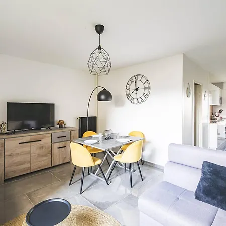 Spacieux Avec Terrasse Privative A - Fr-1-870-7